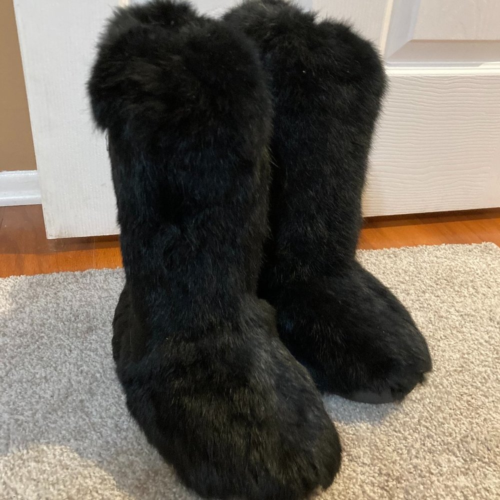 Penny Loves Kenny Black Fur Winter Boots Size 8